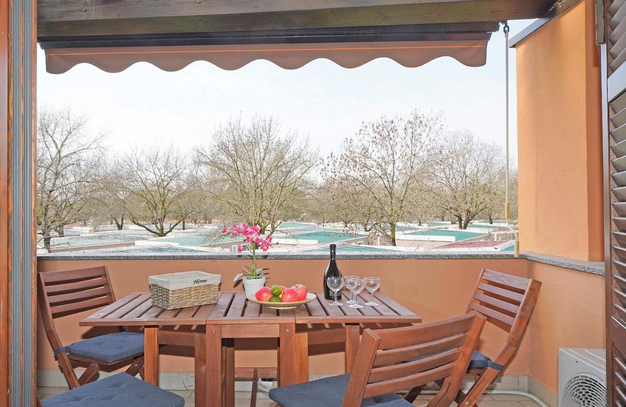 Casa Rudi - Gardagate Apartment Сирмионе Екстериор снимка